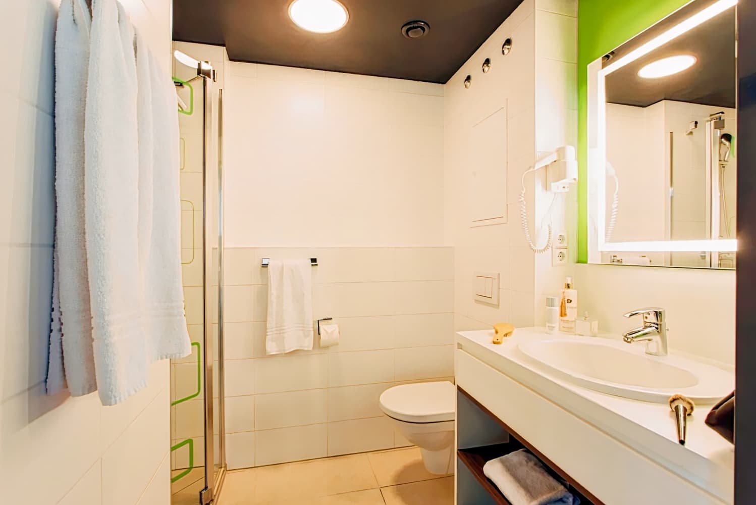 harry´s home Wien Millennium Tower