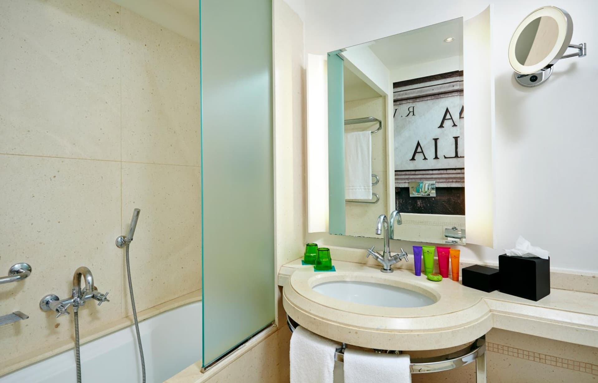 Hotel Indigo Rome - St. George, an IHG Hotel