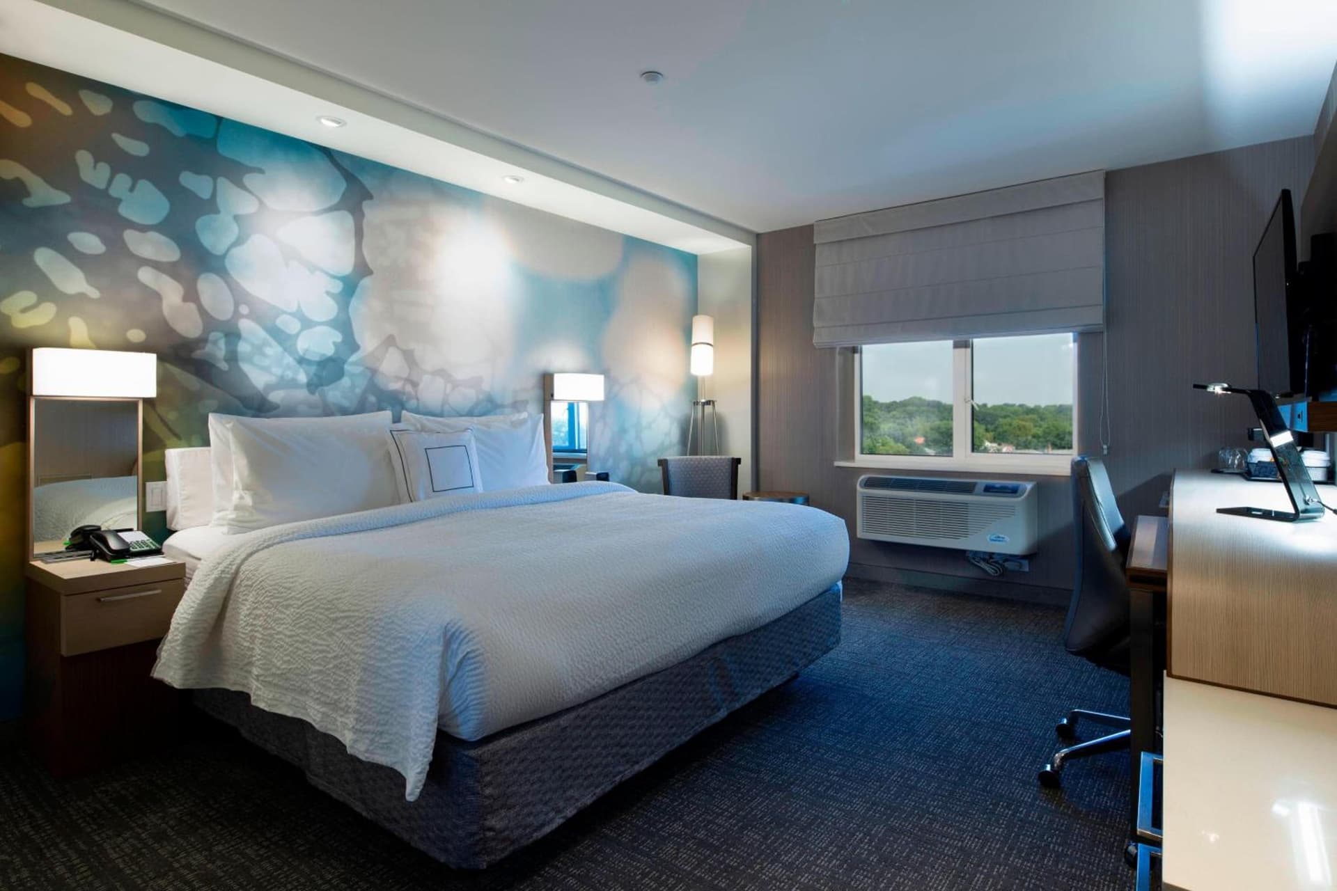 Courtyard by Marriott New York Queens/Fresh Meadows