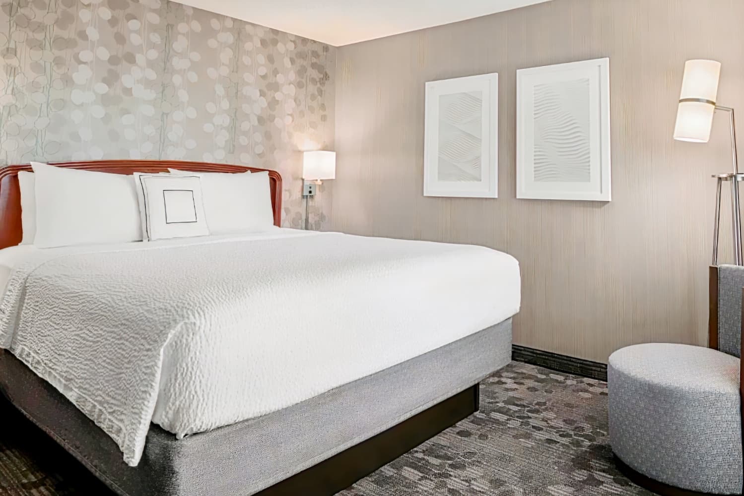 Courtyard by Marriott Chicago Bloomingdale