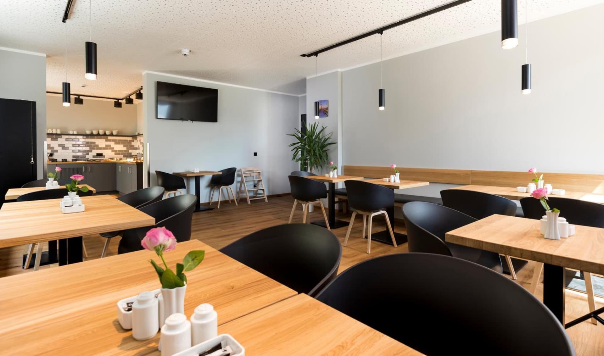 mk | bed & breakfast eschborn