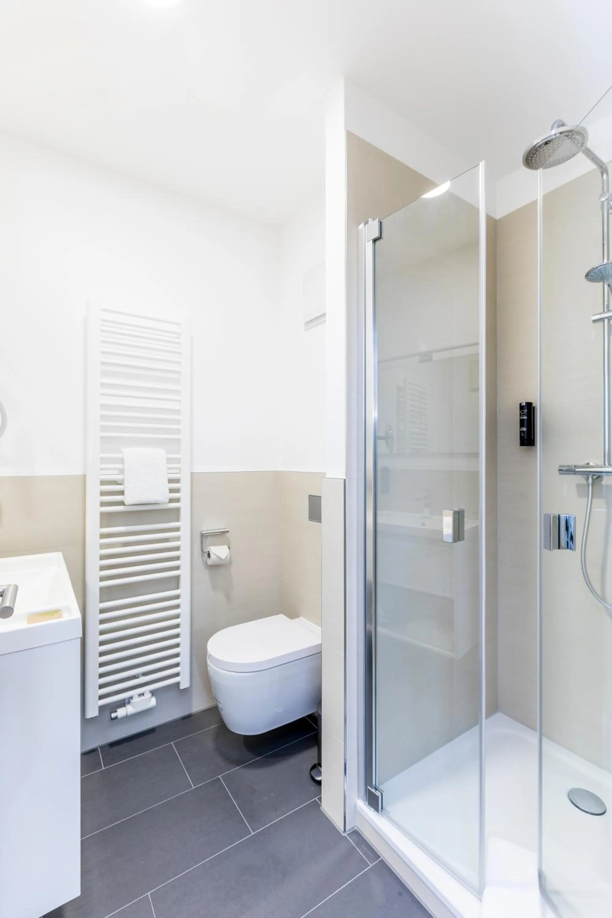 mk | bed & breakfast eschborn