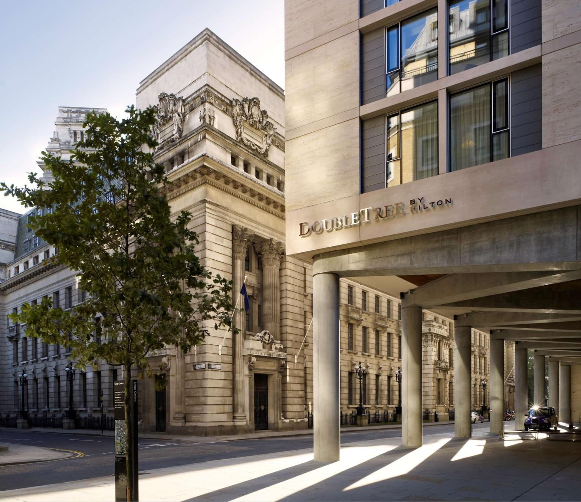 DoubleTree by Hilton London - Tower of London
