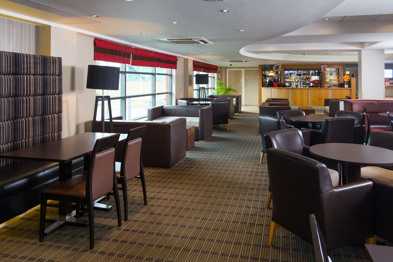Holiday Inn Express London Luton Airport by IHG