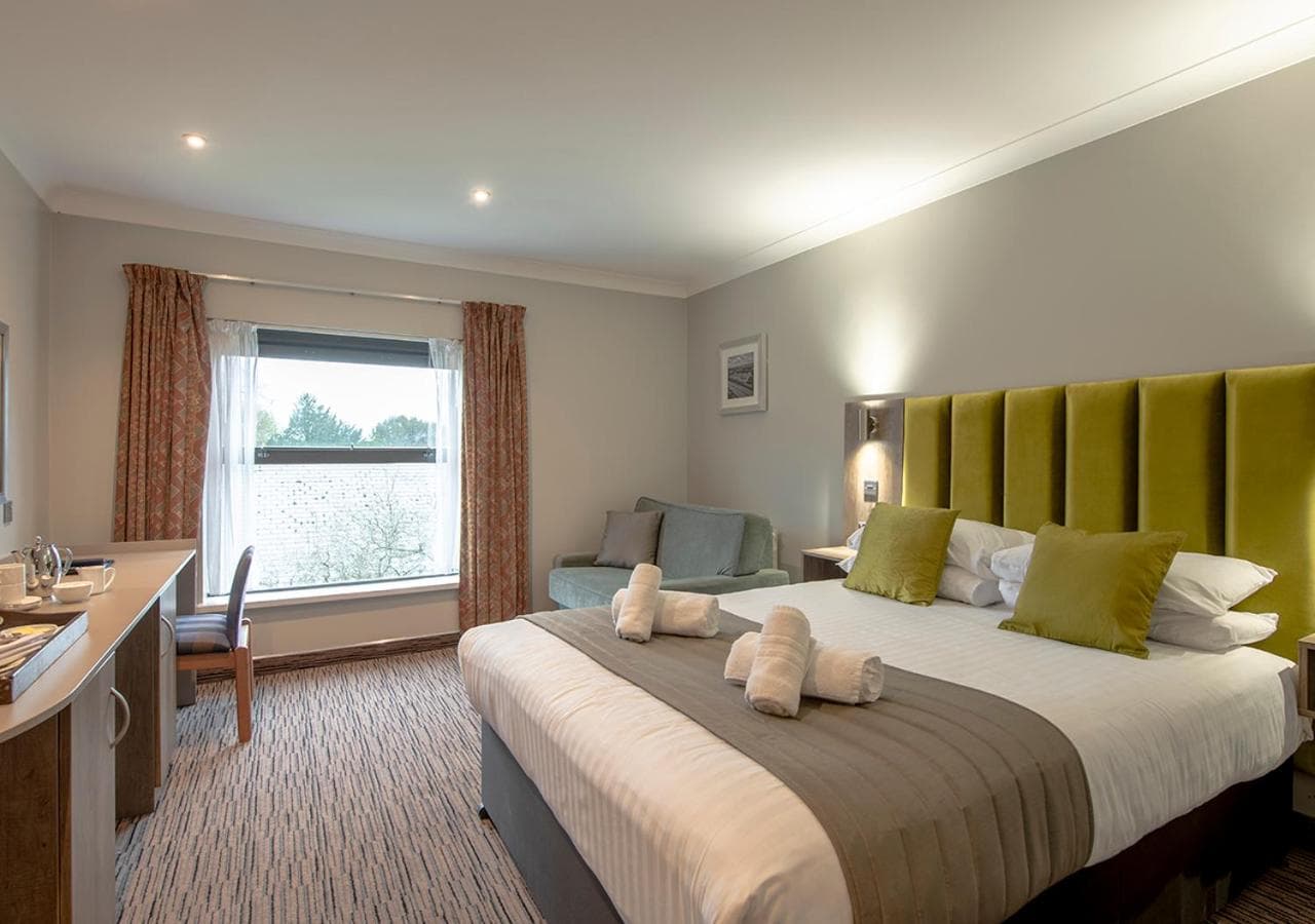 Hogs Back Hotel & Spa Nr Farnham