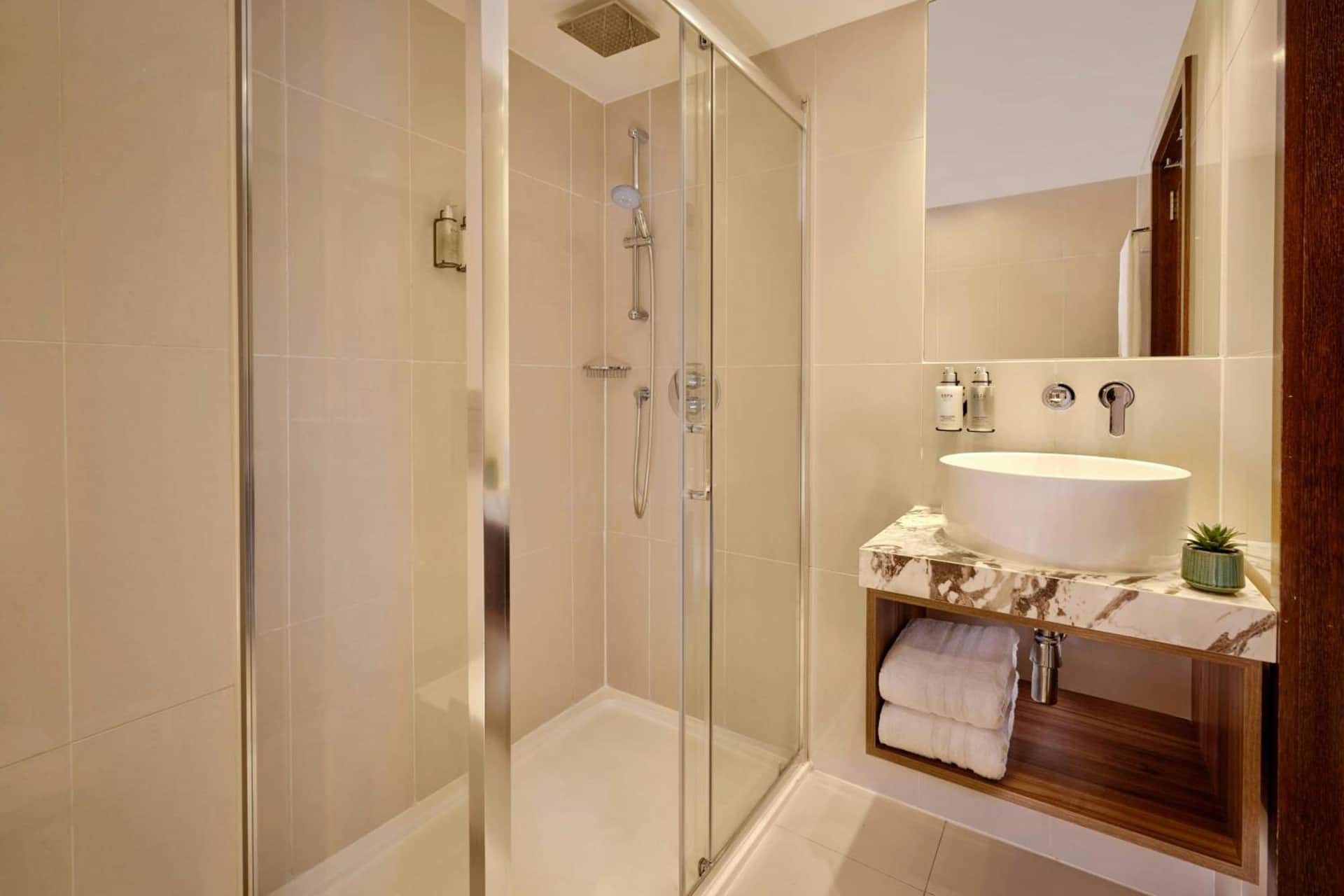 The Cura Hotel Kensington, London, a Tribute Portfolio Hotel