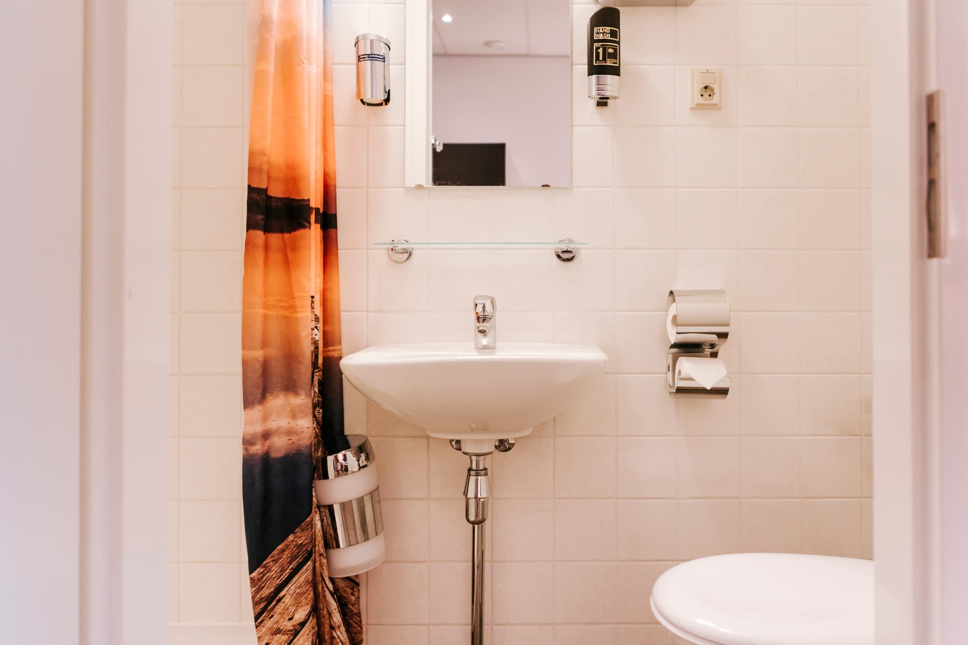 Amsterdam Teleport Hotel