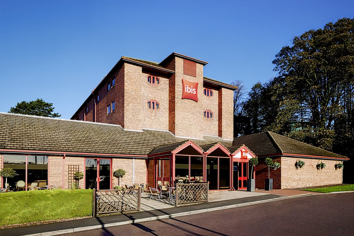ibis London Luton Airport
