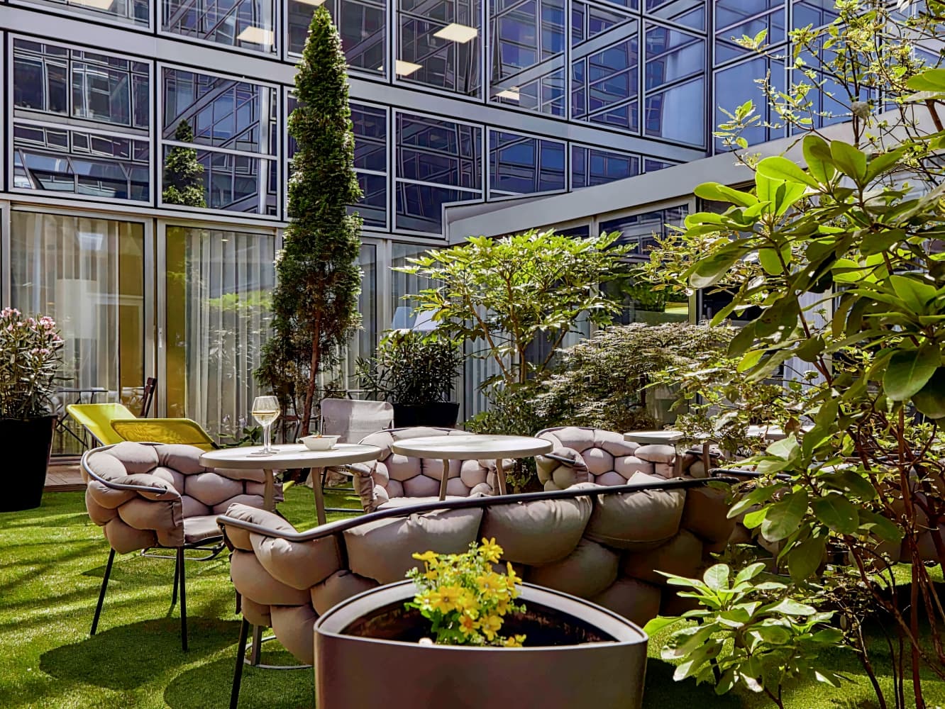 Mercure Paris La Défense Grande Arche Hotel