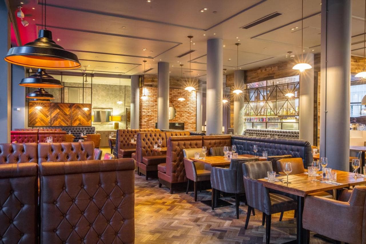 DoubleTree by Hilton Manchester - Piccadilly