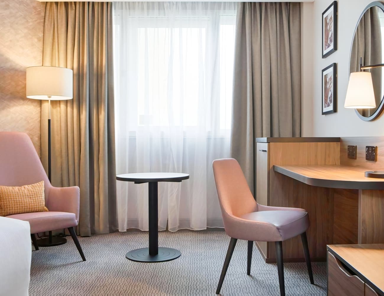 DoubleTree by Hilton Dartford Bridge