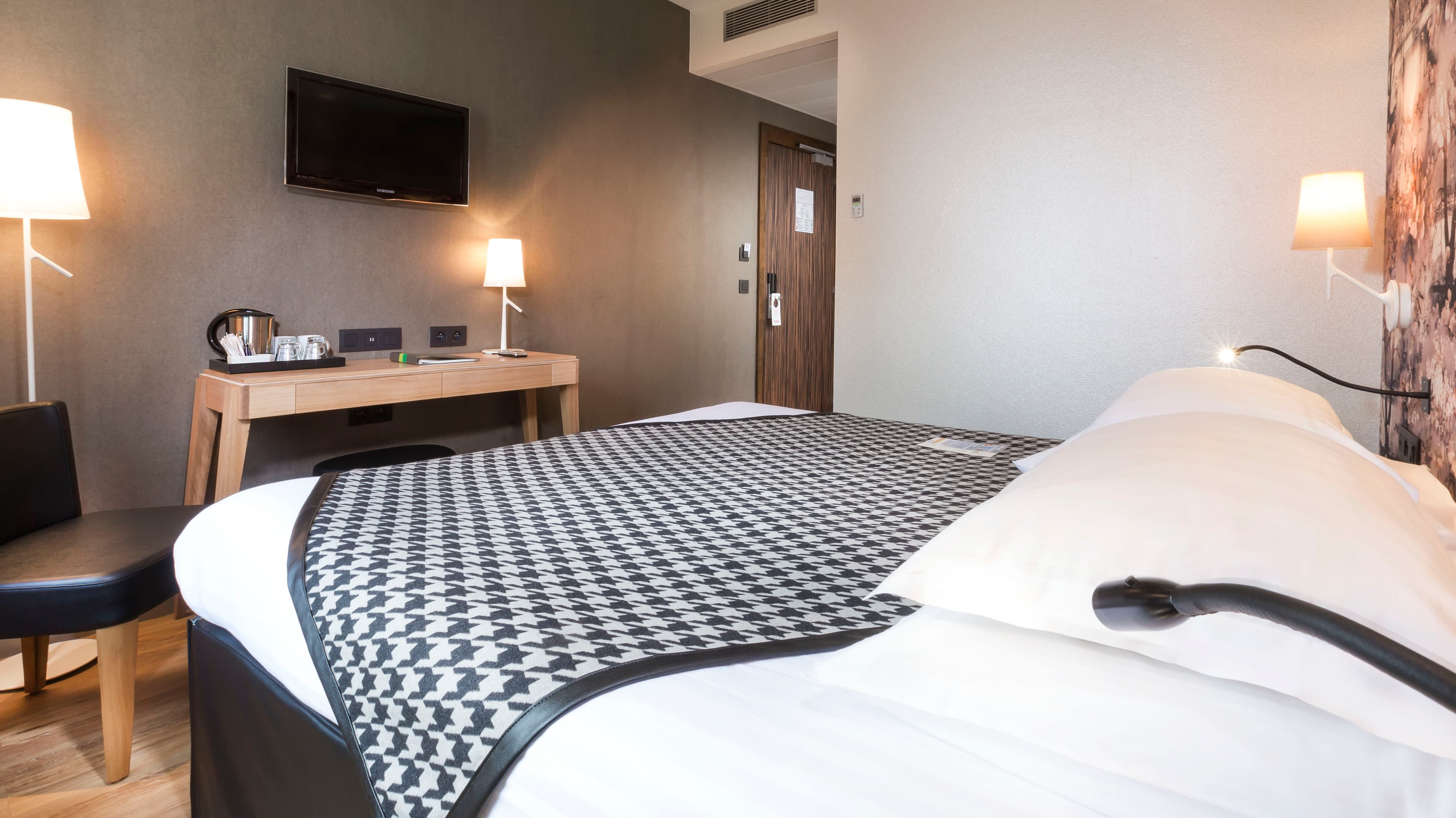 Hôbou (ex Hôtel Acanthe)